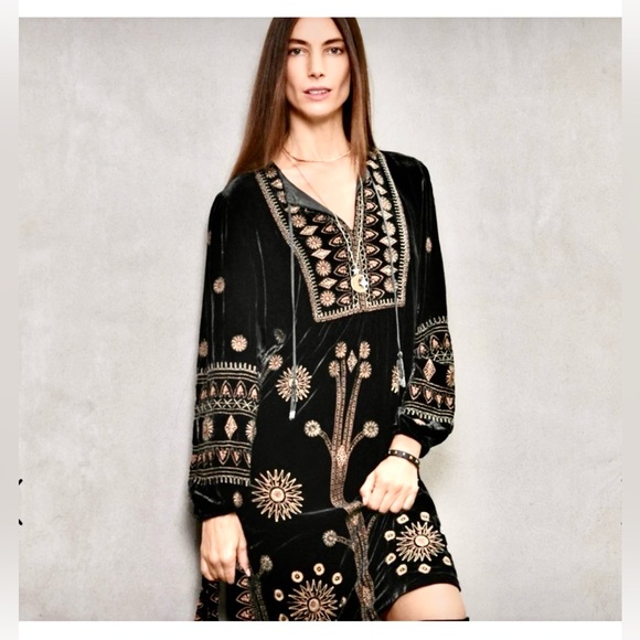 Johnny Was velvet black floral dress 3X NWT Comes with a free gift retail $528. - Picture 8 of 10